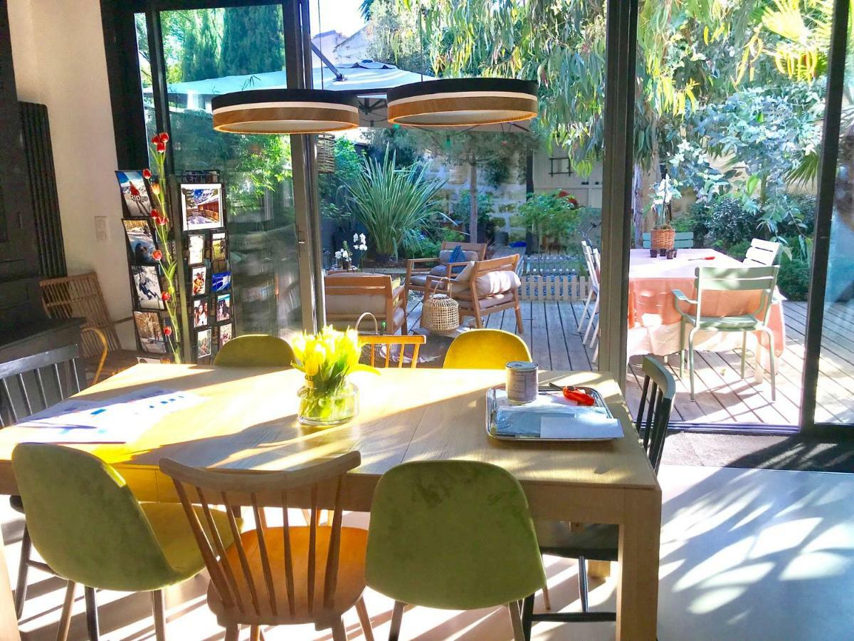 Aux Terrasses Bed & Breakfast Бордо Екстериор снимка