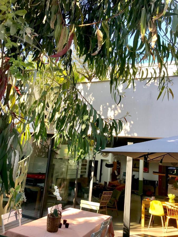 Aux Terrasses Bed & Breakfast Бордо Екстериор снимка